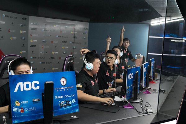 锋展开接触 锋展开接触